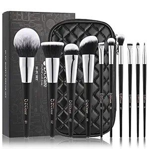 DUcare Makeup Brushes- Brush with a travel-friendly package